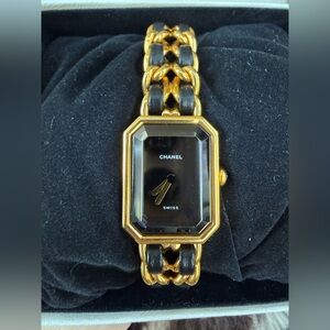 CHANEL premiere Black and Gold Chain Watch, size M